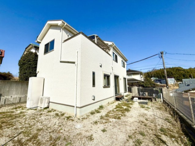 日進市赤池町箕ノ手戸建の庭|南側に陽当たりの良い庭有