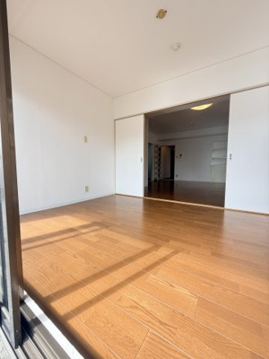 【洋室】 | サザンヒルズ学園前５番館