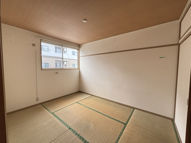 アミューズシバタＡ棟の和室