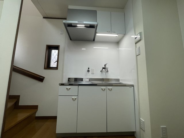 東難波町4丁目戸建てのキッチン