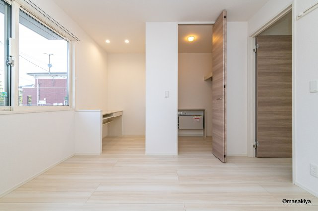 ラシュレの洋室