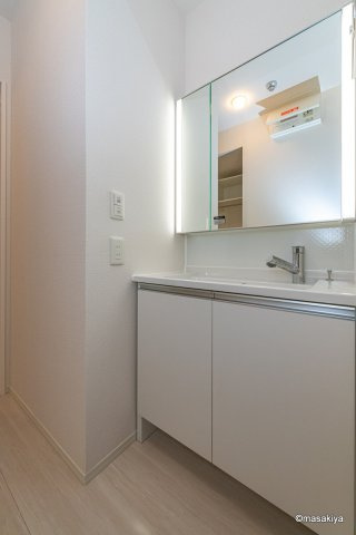 ラシュレの洗面所