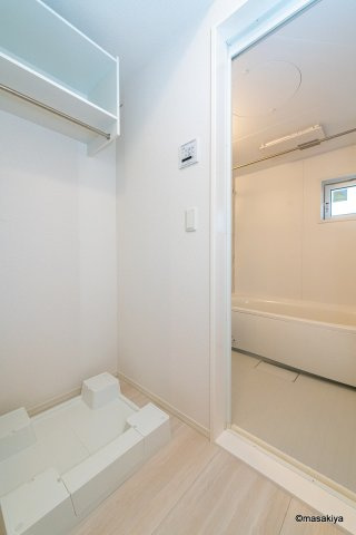 ラシュレの洗面所