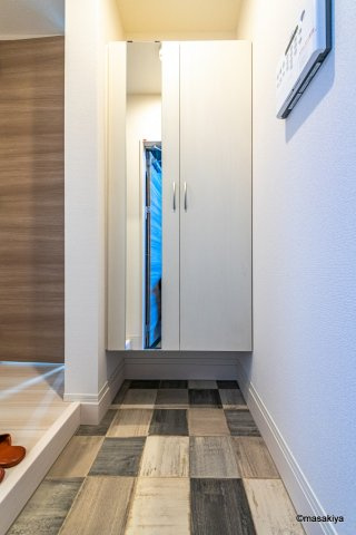 ラシュレの玄関