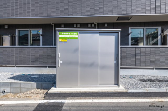 ラシュレのその他共用部分|敷地内ゴミステーション