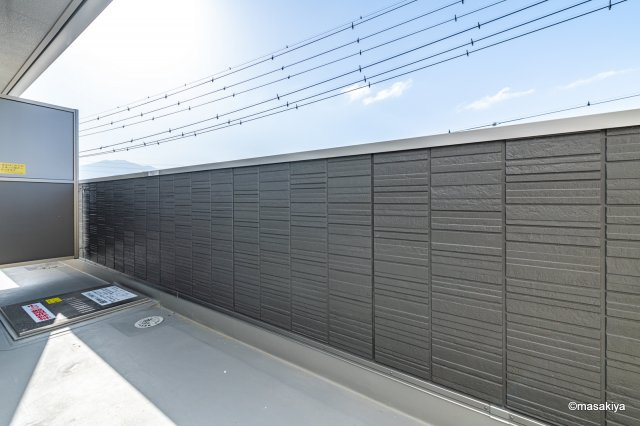 ラシュレのバルコニー