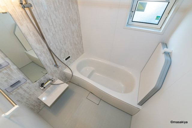 ラシュレの浴室