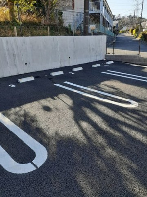 【駐車場】 | キャンディハウス | カースペースがあります