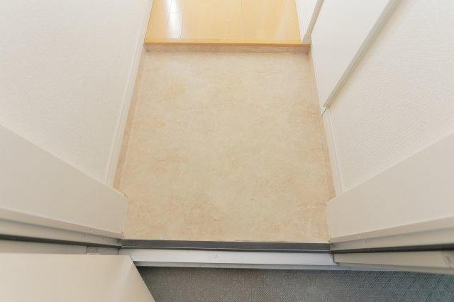 リブリ・クロシェットの玄関