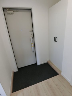 【玄関】 | メゾンシュシュ大宮