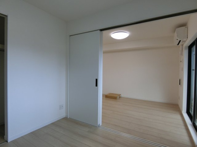 【洋室】 | メゾンシュシュ大宮