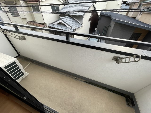 シャトルウエスト ( 近畿大学 一人暮らし )のバルコニー