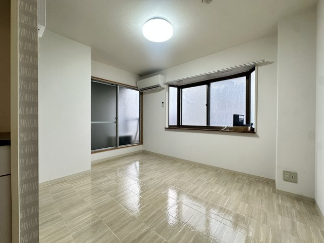 CABIN ABIKO WESTの居間・リビング