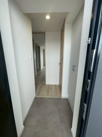 アドバンス名古屋シュテルンの玄関