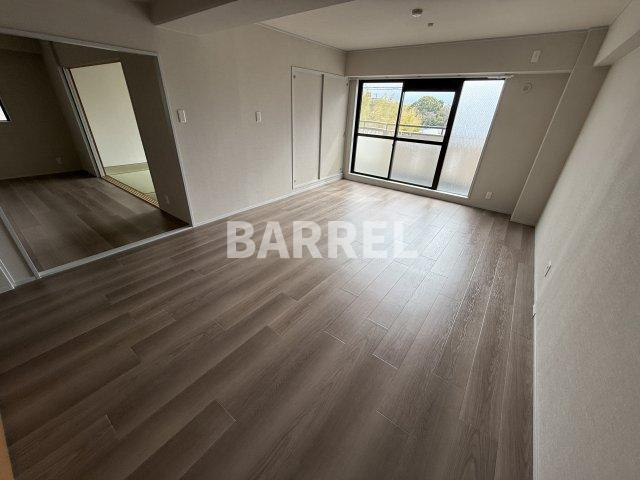 ルミエール万博公園の内装