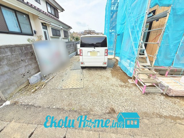青梅市畑中　全２棟　2号棟の駐車場