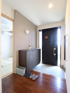 【玄関】 | 港ヶ丘戸建