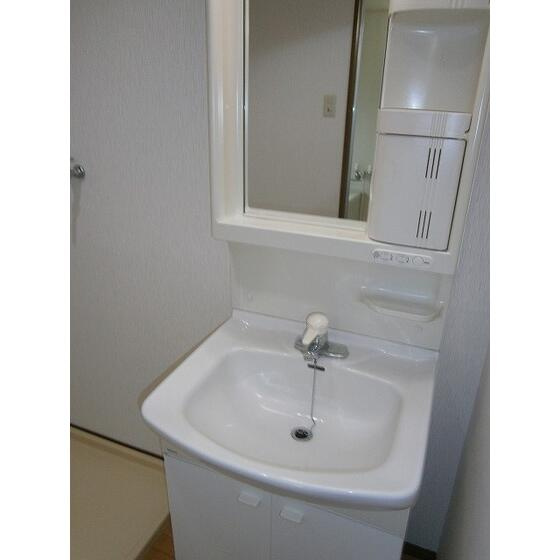 ロワジールの独立洗面台