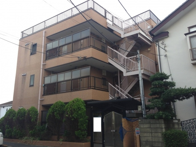 ロワジールの外観