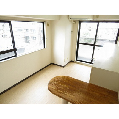 【居間・リビング】 | インディビレッジ | 居室