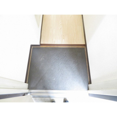 【玄関】 | インディビレッジ | 玄関