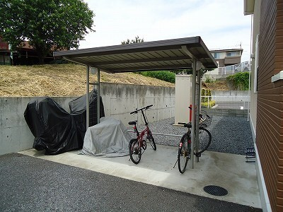 プロムナード　ヒルの駐車場