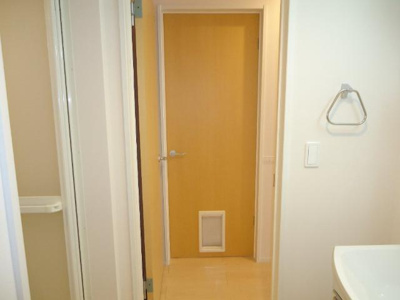 【その他】 | ヴィラデカンターレＡ | ペットくぐり戸