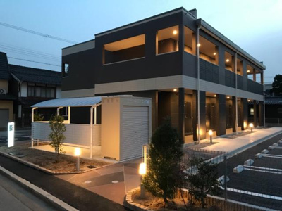 【外観】 | カンパニュラ | 外観写真（夜）