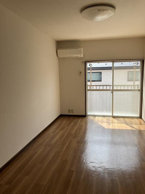 スターロッジ2号館の居間・リビング