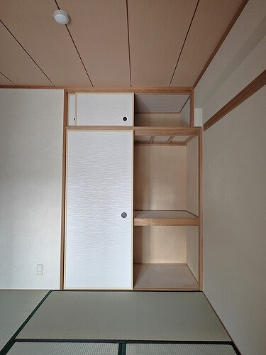 ライオンズシティ豊田の収納|押入