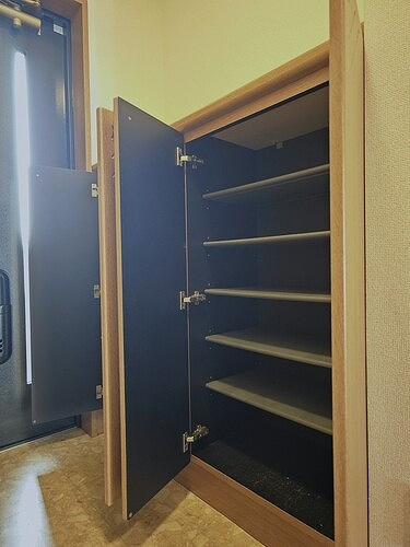 ライオンズシティ豊田の玄関|下駄箱