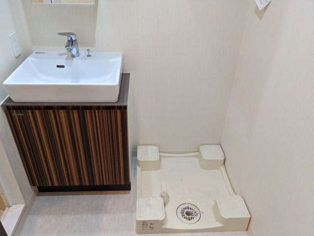 アゼスト堀切菖蒲園Ⅱの洗面所