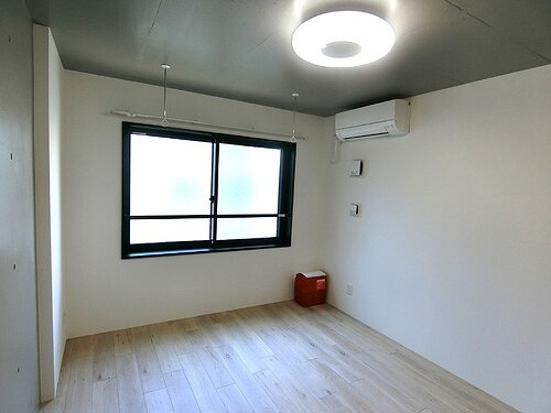 タスキｓｍａｒｔ神楽坂の居間・リビング|洋室　※2021年9月撮影