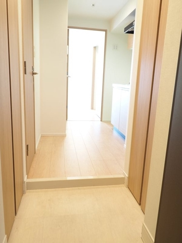 新品家具付きマンション小島7(KaGood東京)の玄関