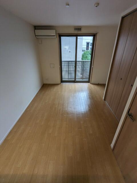 プレミールの洋室