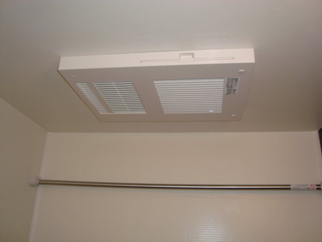 Ｈａｐｐｉｎｅｓｓの浴室|浴室乾燥（イメージ）