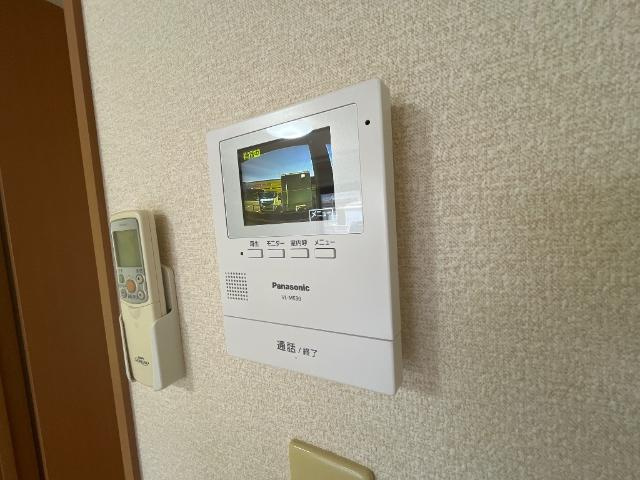 T・Yハイツ一号の内装|カメラ付インターホン