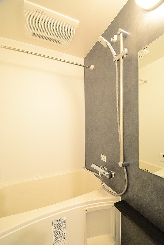 ステージグランデ本千葉の浴室|※タイプ異なります