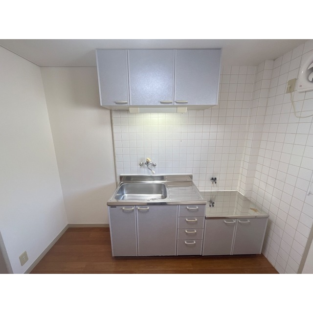 アーバンハイムサカイ　Ａ棟　Ｂ棟のキッチン