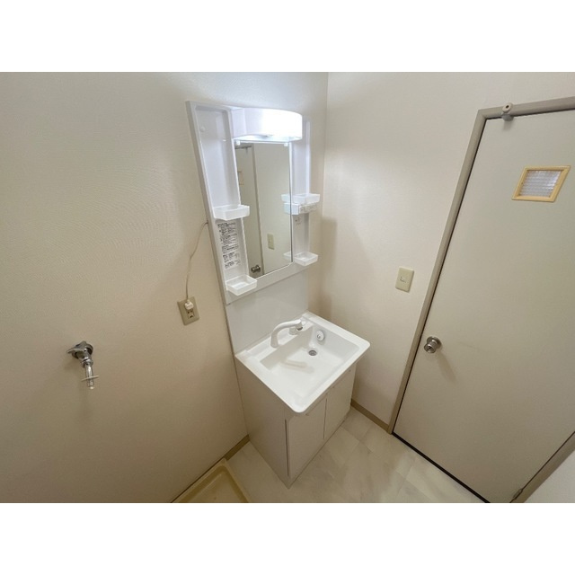 アーバンハイムサカイ　Ａ棟　Ｂ棟の洗面所