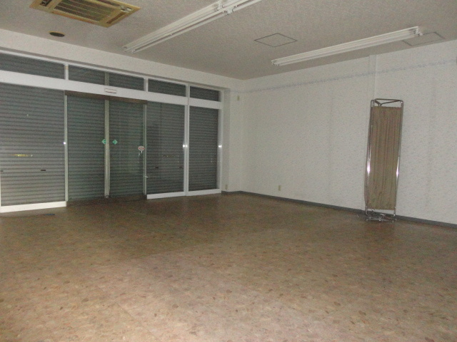 香芝市西真美２丁目の店舗一部の内装