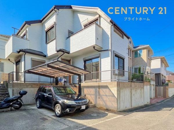 横浜市旭区中希望が丘の中古一戸建の外観|内外装リフォーム前の写真になります。