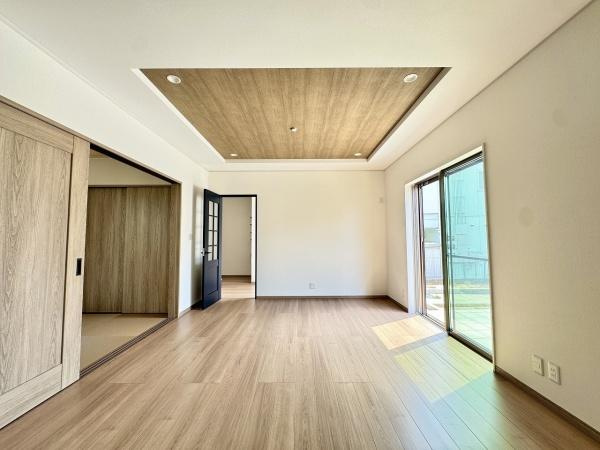 【居間・リビング】 | 垂水区小束山本町2丁目　築後未入居
