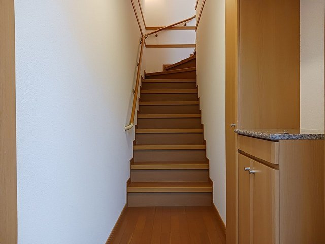 ノイ・フロイデＣの玄関|シンプルで使いやすい玄関です