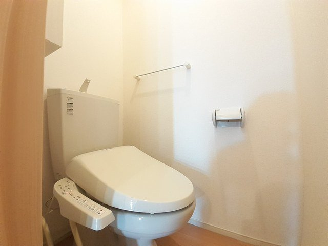 アル・シエラのトイレ|落ち着いたトイレです