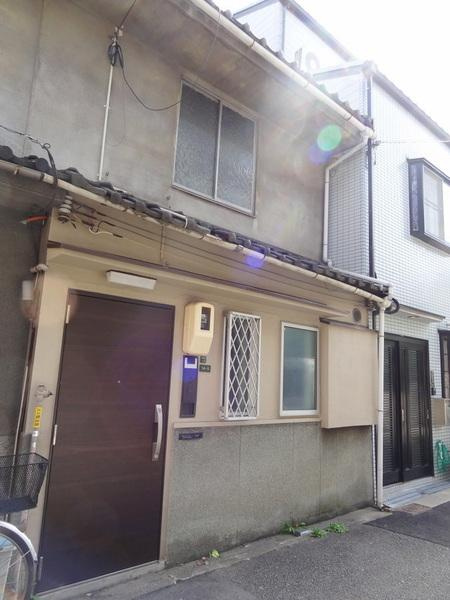 三軒家西１丁目貸家