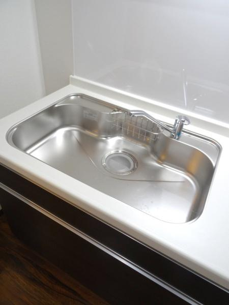 大阪市大正区泉尾１丁目の一戸建てのキッチン|★大きなシンク★