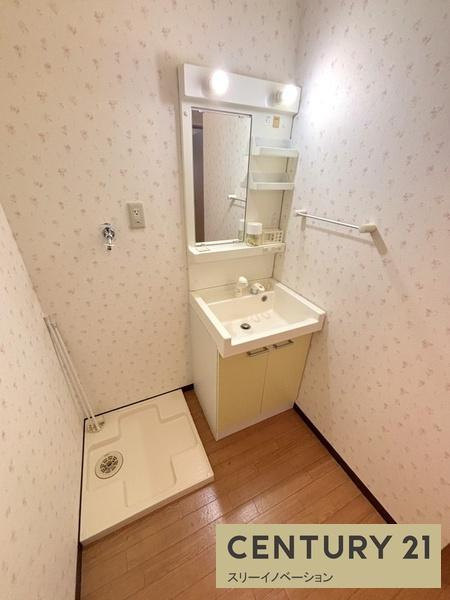 下谷ビルの洗面所|玄関