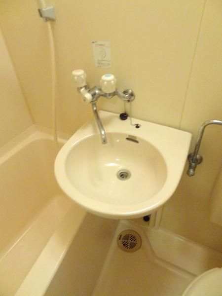 セレストパレの洗面所|★鏡と洗面台★