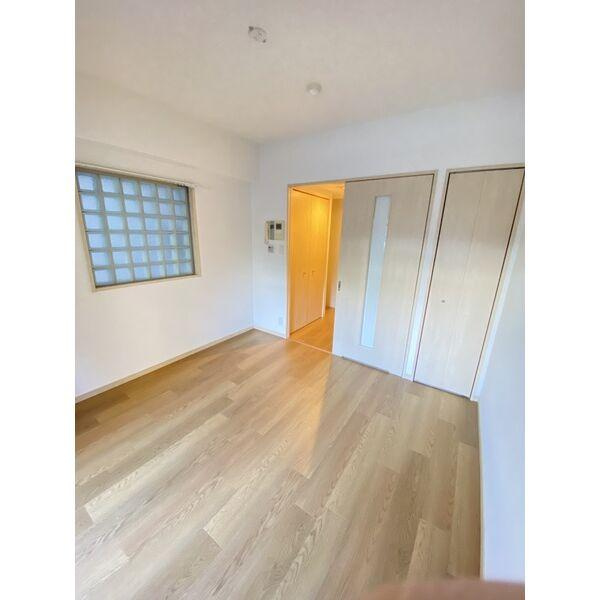 CITY　SPIRE靭公園(旧名称:ルナコート江戸堀)の居間・リビング